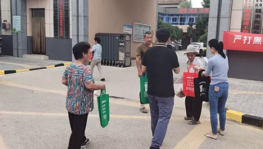 鄂州市无纺布袋上的“大文章”